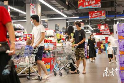 前四月廣東經(jīng)濟(jì)持續(xù)恢復(fù) 制造業(yè)新動(dòng)能投資與化妝品零售表現(xiàn)亮眼